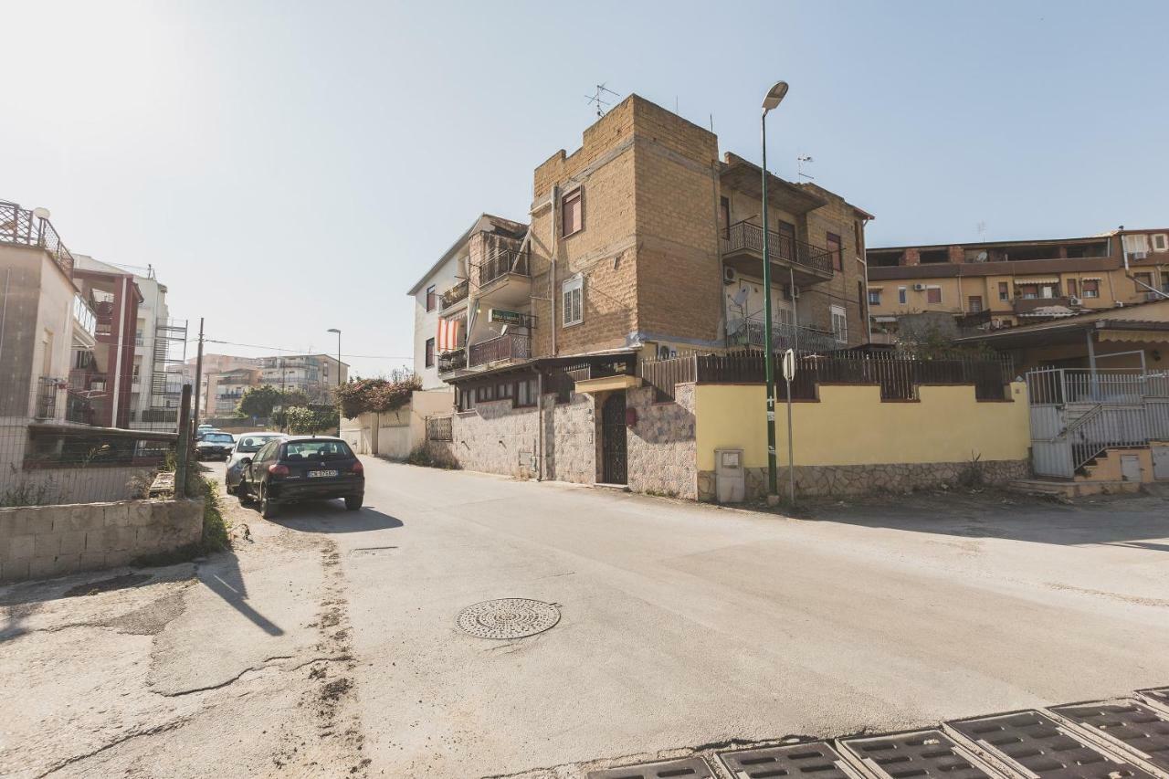 Leon D'Oro - Villetta Turistica サン・レオーネ エクステリア 写真