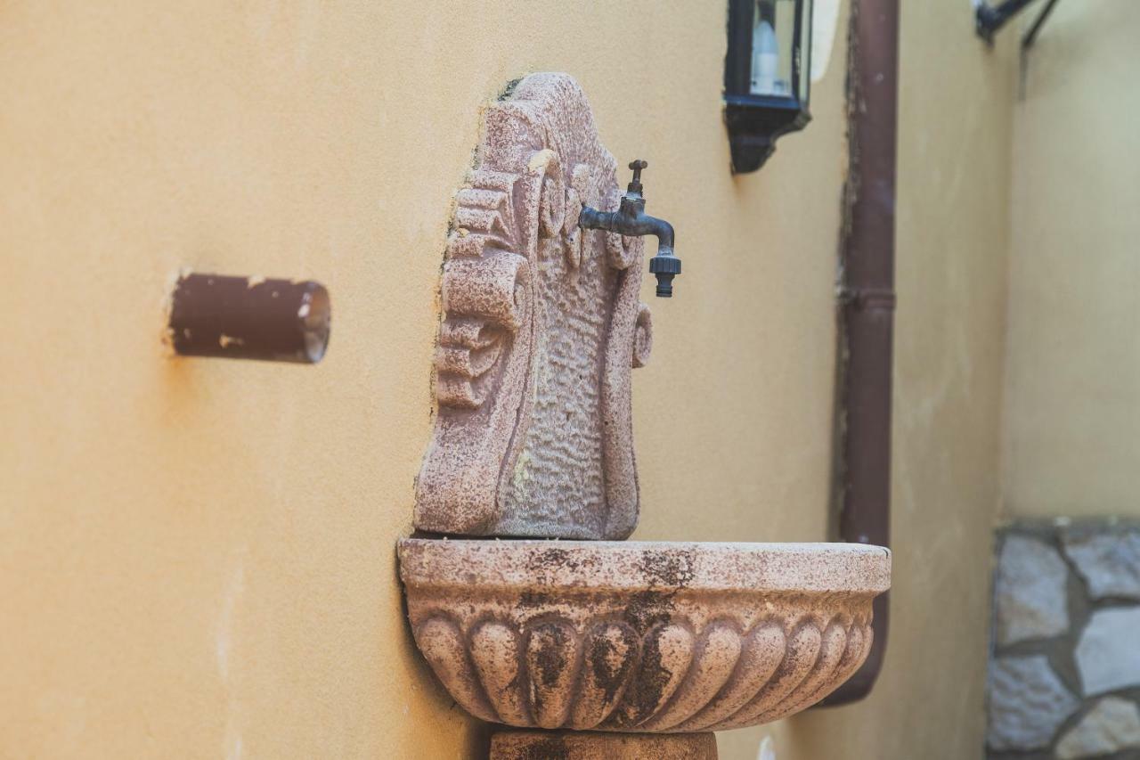 Leon D'Oro - Villetta Turistica サン・レオーネ エクステリア 写真